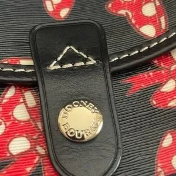 Dooney & Bourke Minnie Mouse Disney Wristlet - Picture 3 of 7